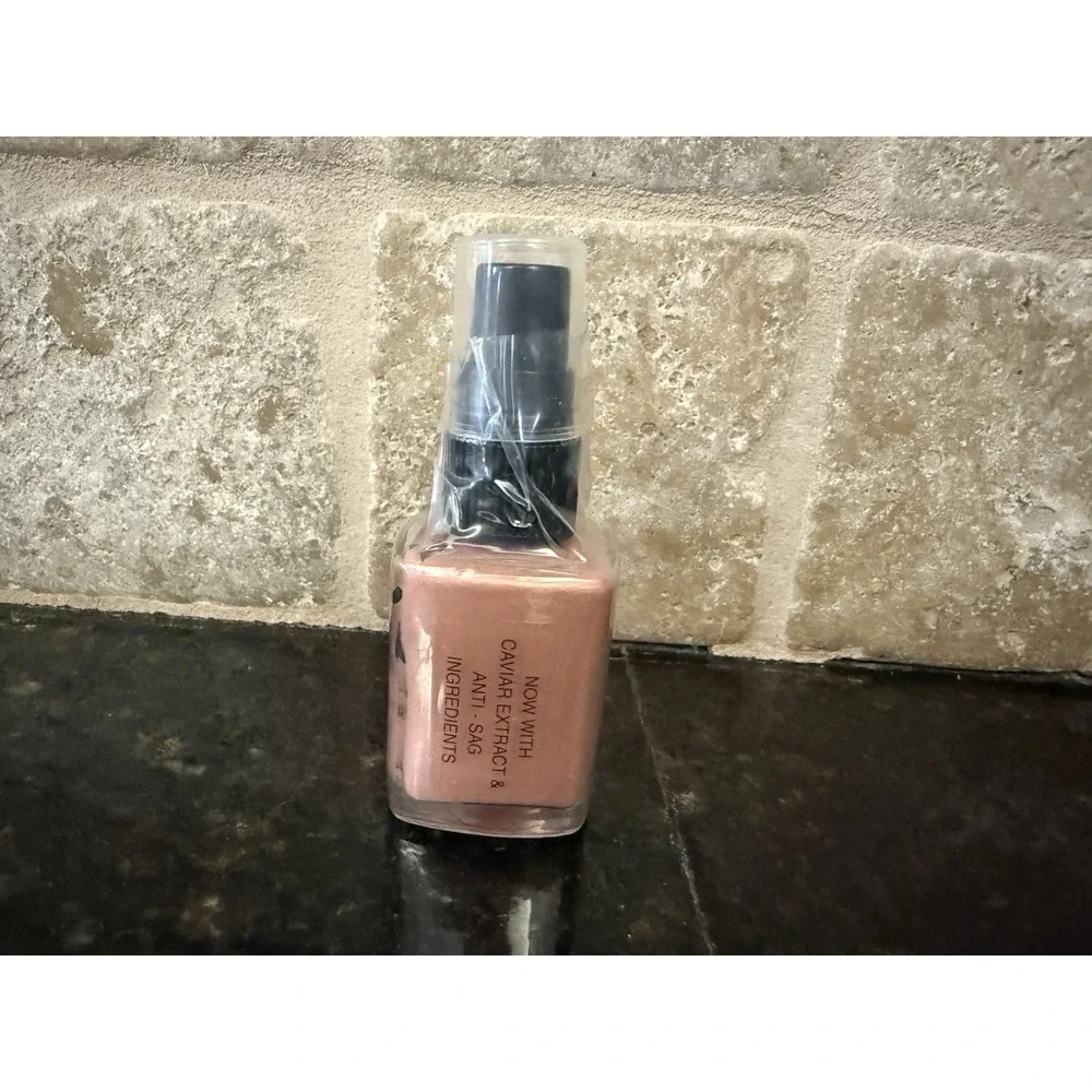 Signature‎ Club A Gleaming Skin Invisible Blush New 1 oz Sealed